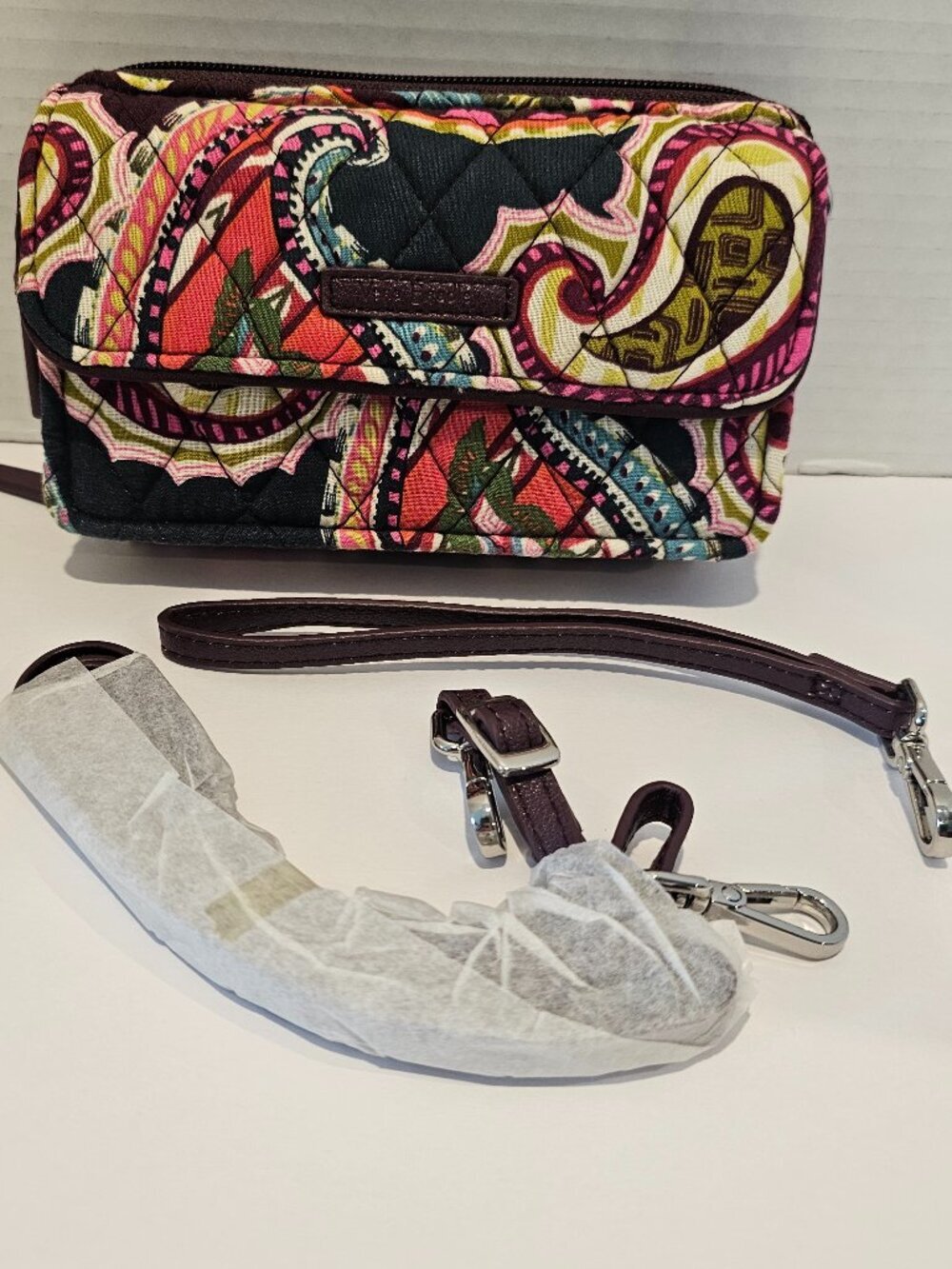 NWT Vera Bradley RFID All in One Crossbody Heirloom Paisley Wristlet Wallet